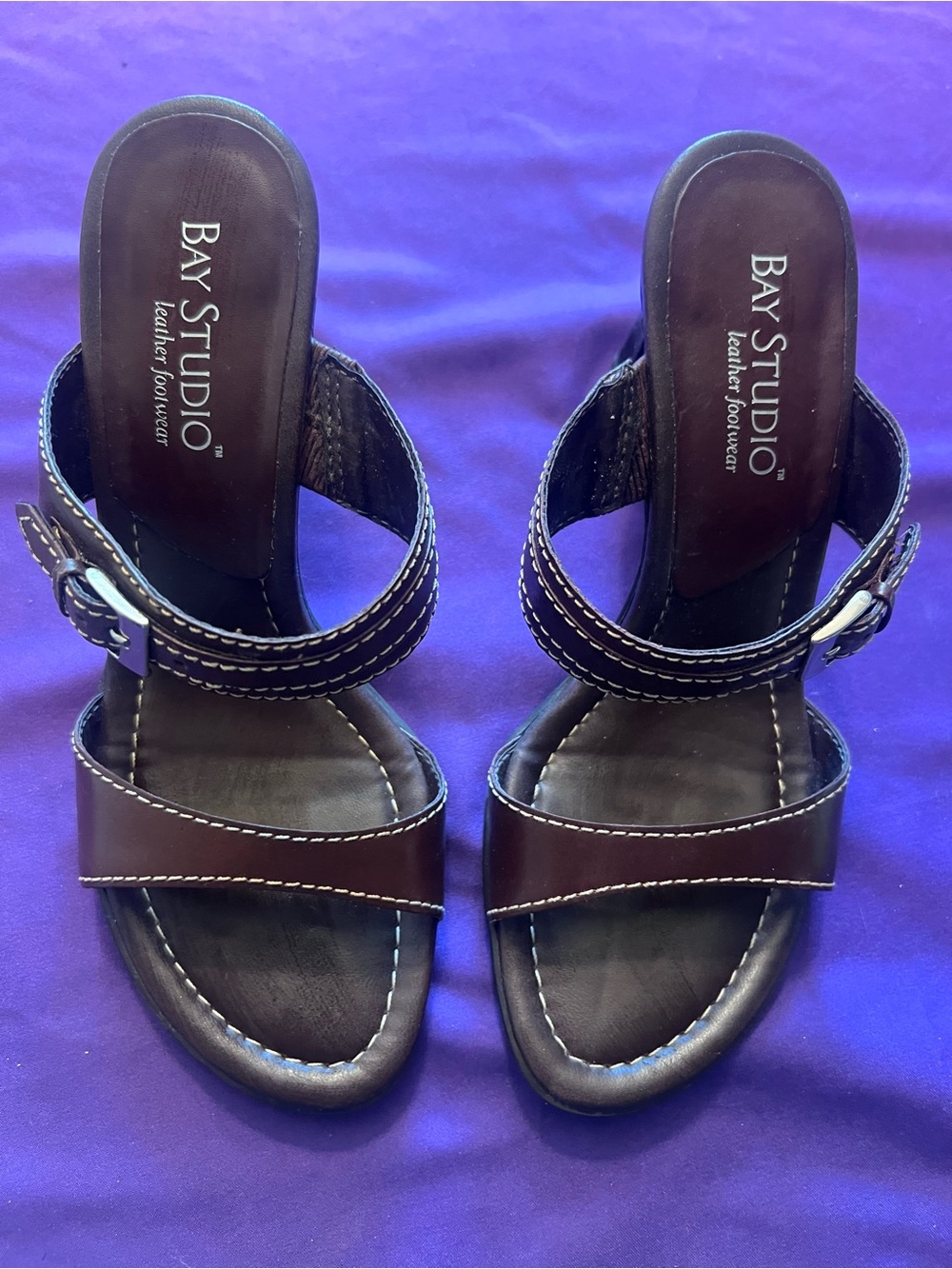 Bay Studio Dark Brown Leather Slide Mules with Buckle Strap Women’s 6. EUC